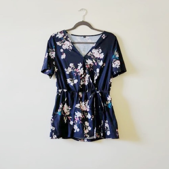 Ouges Floral Peplum Top